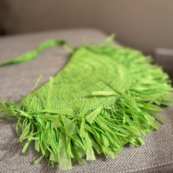 NWT Lime Green Straw Medium Sized Crossover Purse - Picture 2 of 7